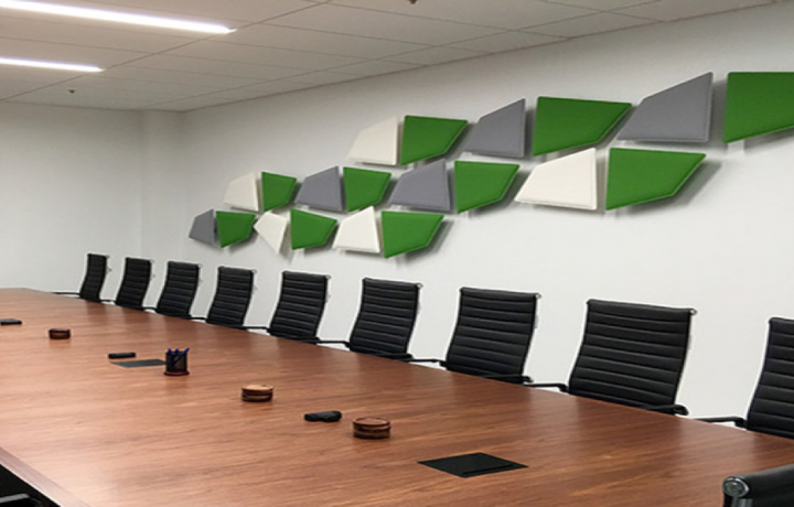 Améliorez la qualité acoustique de vos espaces grâce à la technologie Snowsound de Caimi