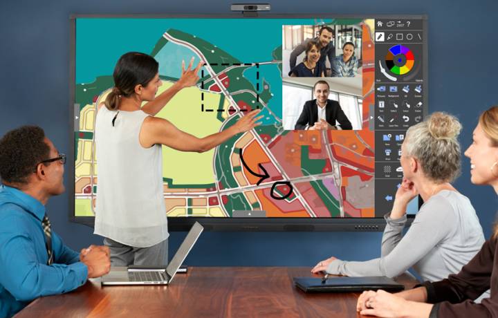 Découvrez la gamme d'écrans tactiles et collaboratifs d'InFocus