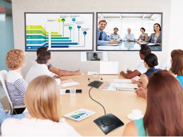 ClearOne Collaborate Pro 600 - Solution de visiocollaboration pour les salles de réunion de taille moyenne avec Cloud Spontania CLEARONE 930-3001-600 Solutions BYOD USB de visioconférence