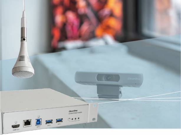 ClearOne Collaborate Versa Pro 50 - Solution USB de visioconférence compatible toutes plateformes avec mélangeur DSP et webcam ClearOne Collaborate Versa Pro 50 - Solution USB de visioconférence compatible toutes plateformes avec mélangeur DSP et webcam CLEARONE 930-3200-050 Solutions BYOD USB de visioconférence