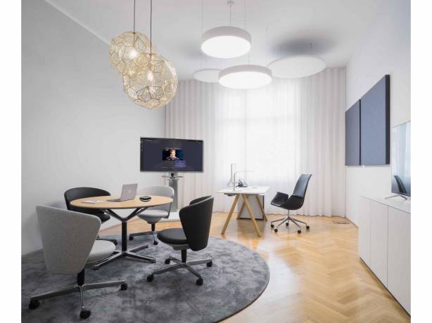 Yealink Solution de visioconférence clé en main certifiée Microsoft Teams pour 1 à 4 personnes Yealink Solution de visioconférence clé en main certifiée Microsoft Teams pour 1 à 4 personnes BUNDLE VC210-CP900-Chorus-1Display Systèmes de visioconférence certifiés Microsoft Teams