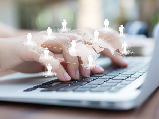 Yealink 8-site multipoint licence - Licence Multipoint 8 sites/participants YEALINK 8-site multipoint licence Infrastructures de visioconférence