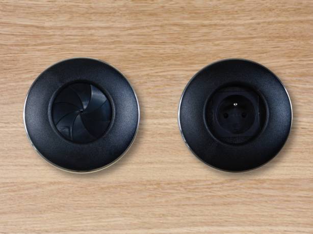 Digitel Iris - Boîtier de connectique Prise 220v - Blanc, Silver ou Noir Digitel Iris - Boîtier de connectique Prise 220v - Blanc, Silver ou Noir DIGITEL IRIS POWER B Connectique & péri-informatique