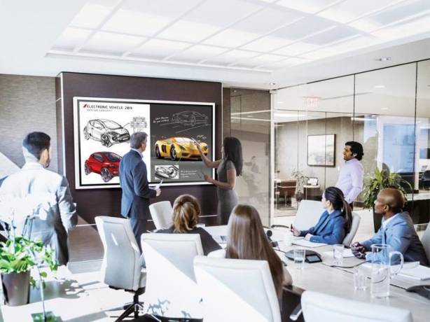 Bundle Samsung Flip - Meetingboard digital tactile 65" avec support mural et extension de connectivité Bundle Samsung Flip - Meetingboard digital tactile 65" avec support mural et extension de connectivité SAMSUNG WM65R + CY-TF65BRCXEN + CHIEF RLF2 Écrans tactiles collaboratifs