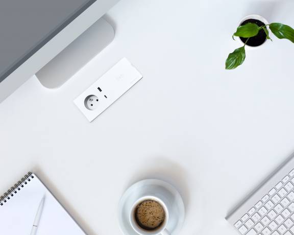 Panconnect Spook - Boîtier de connectique rond ou carré pré-configuré avec charge Qi - XS - S - M Panconnect Spook - Boîtier de connectique rond ou carré pré-configuré avec charge Qi - XS - S - M PANC SPOOK-XS-S-M Connectique & péri-informatique